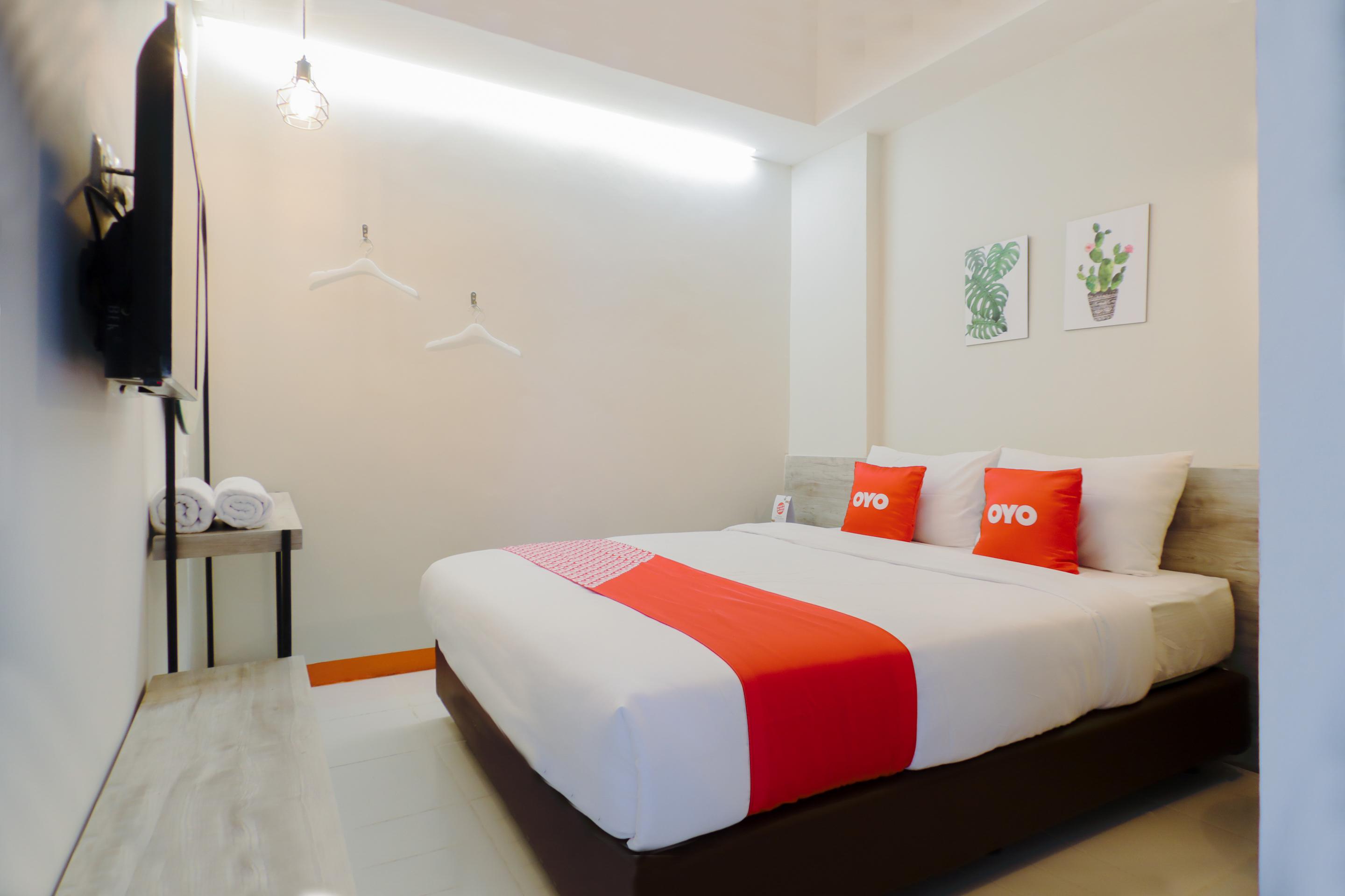 Capital O 281 Hotelo Jakarta Exterior photo