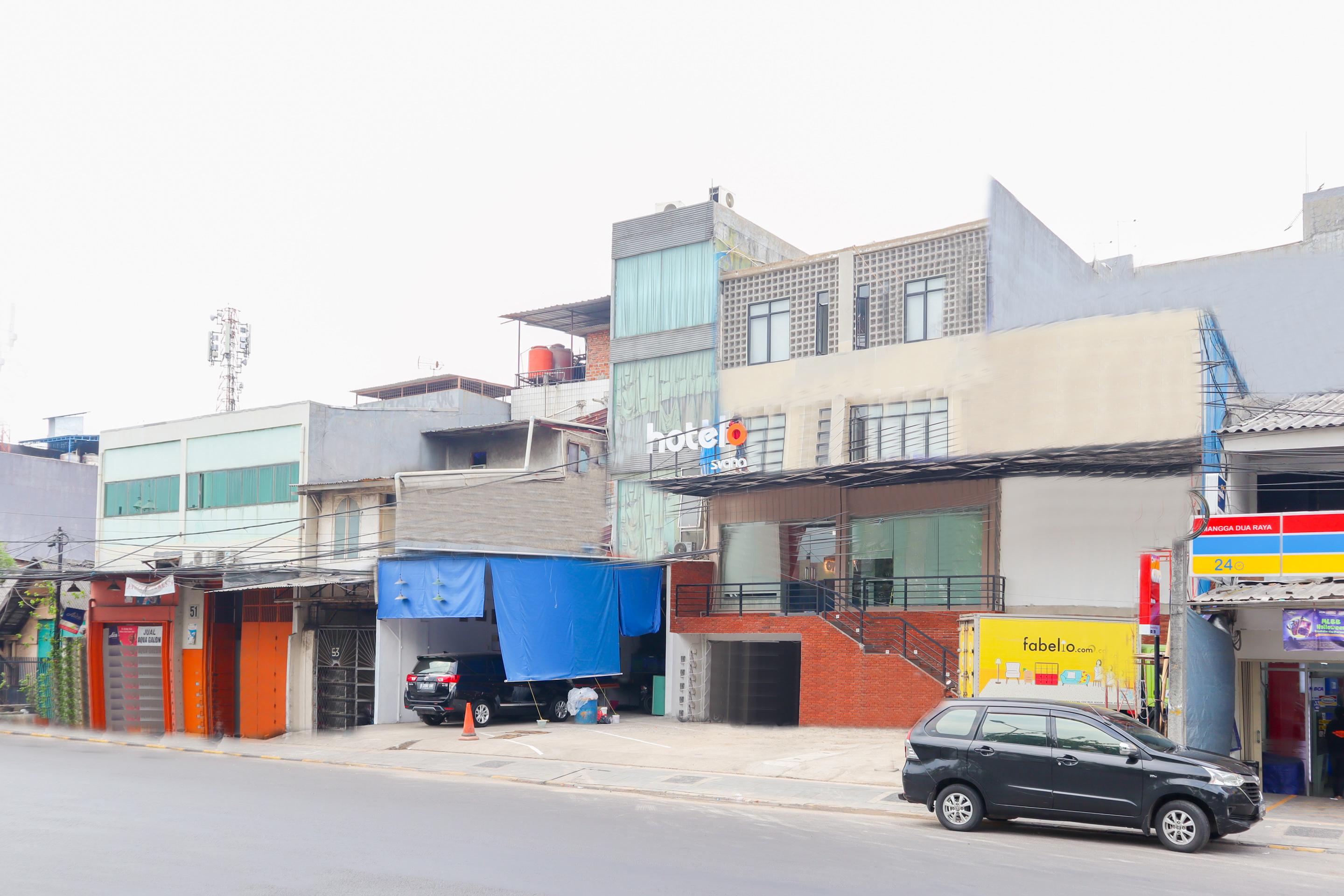 Capital O 281 Hotelo Jakarta Exterior photo